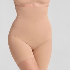 Honeylove Sculptwear Super Power Short Size 2XL in Beige NWT Brand New Shapewear